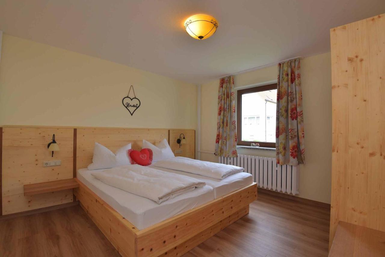 Landhotel Zur Pferdetränke Schleid Exterior foto