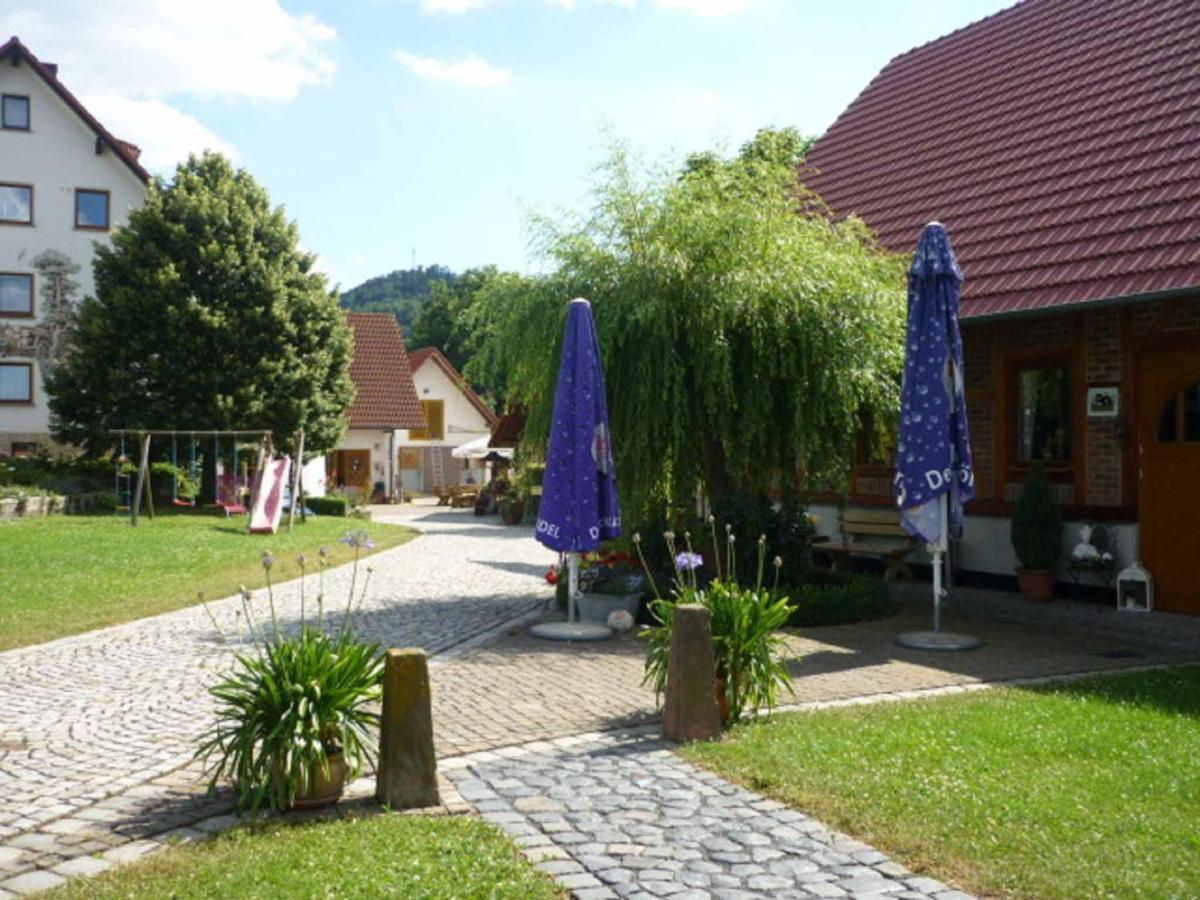 Landhotel Zur Pferdetränke Schleid Exterior foto